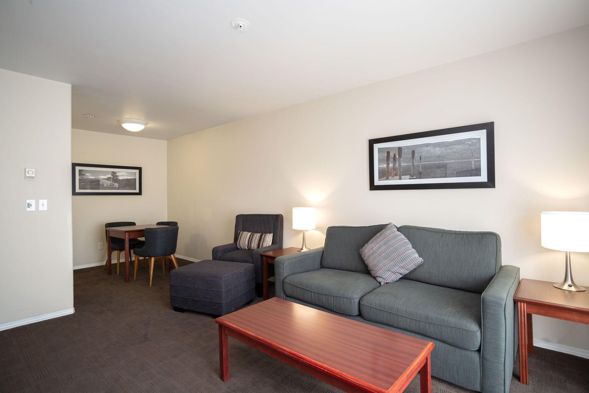 Sandman Hotel & Suites Williams Lake Exterior foto